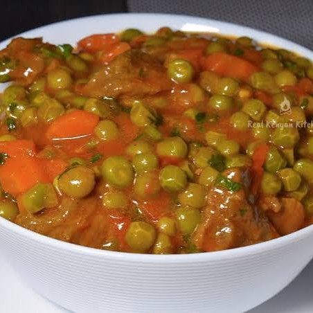 Minji (Green Peas Stew)